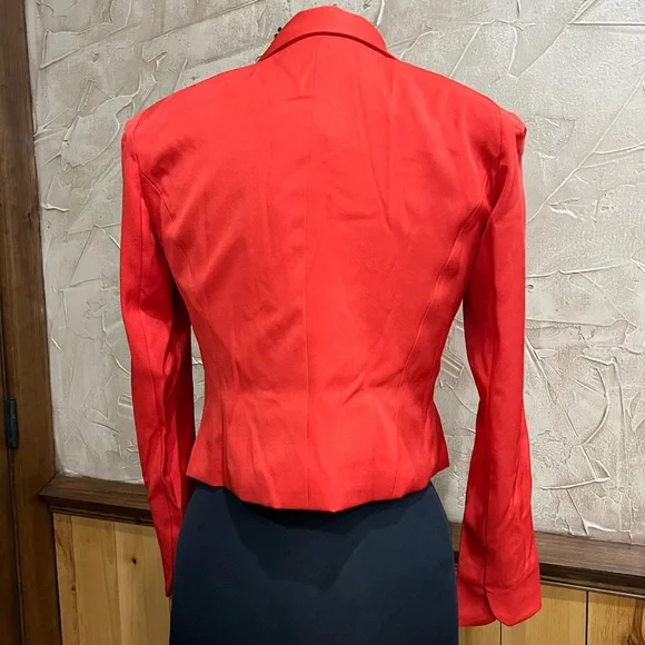 BOUTIQUE CLOSEOUT!  NWT Cropped Blazer - Picture 2 of 3